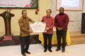 Pemberian Tali Kasih dalam Ibadah dan Perayaan Natal 2024 BPK Perwakilan Papua